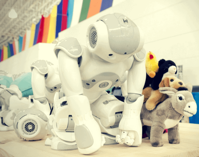 robot carers can give people a sense of control